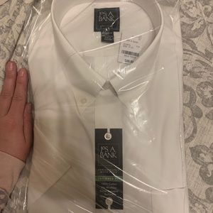 White short sleeved dress shirt